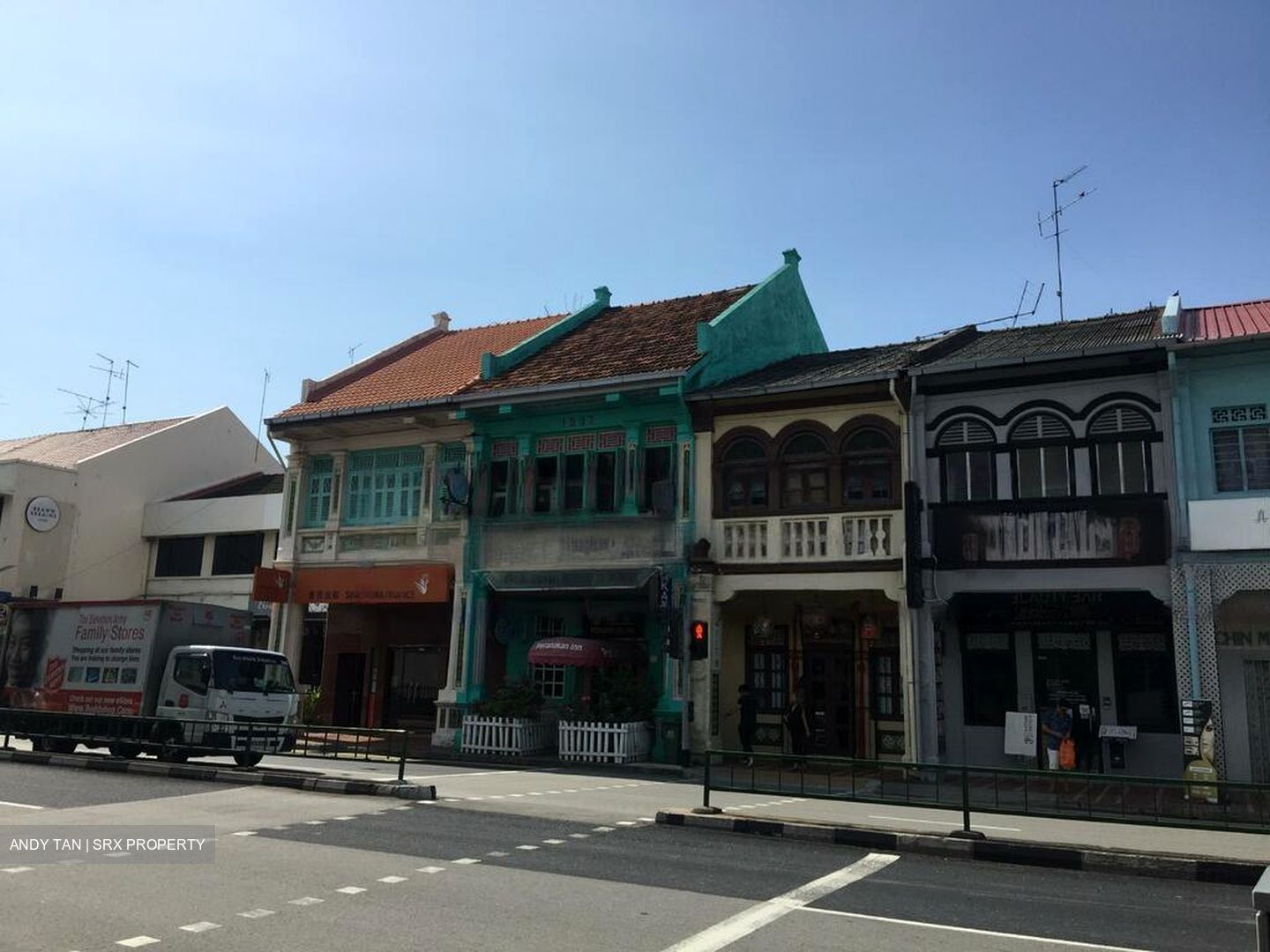Cheow Keng Road (D15), Shop House #476078501